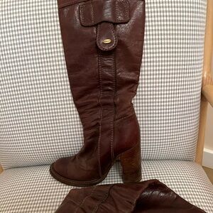 Chloe Rich Brown Leather Heeled Boots